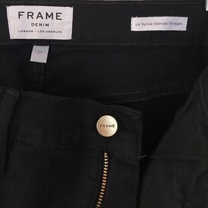 NWOT FRAME Sylvie Slender high-rise straight jeans
